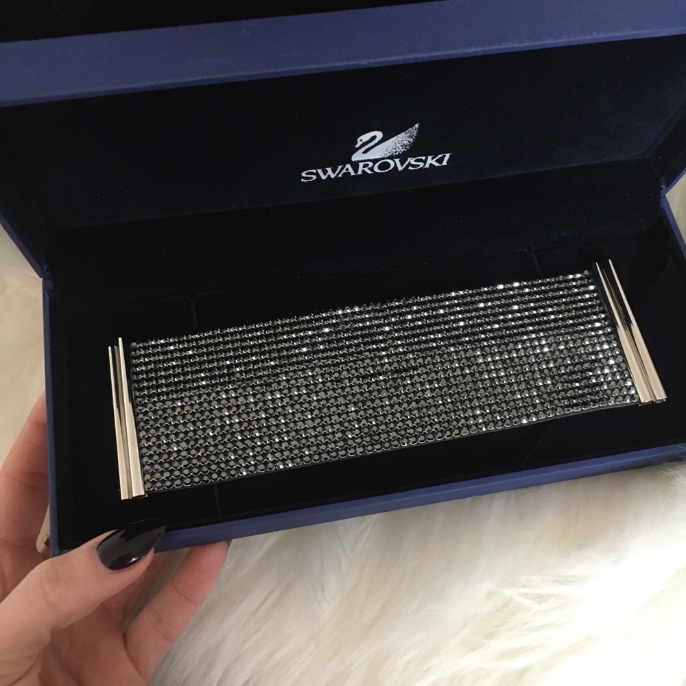 💎🤩💎Swarovski Crystal Cuff Bracelet💎🤩💎